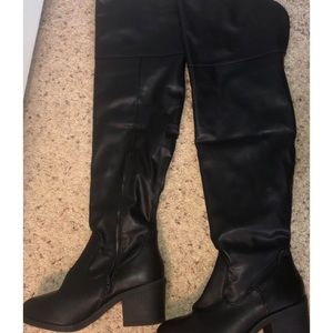 Charlotte Ruse Knee high boots
